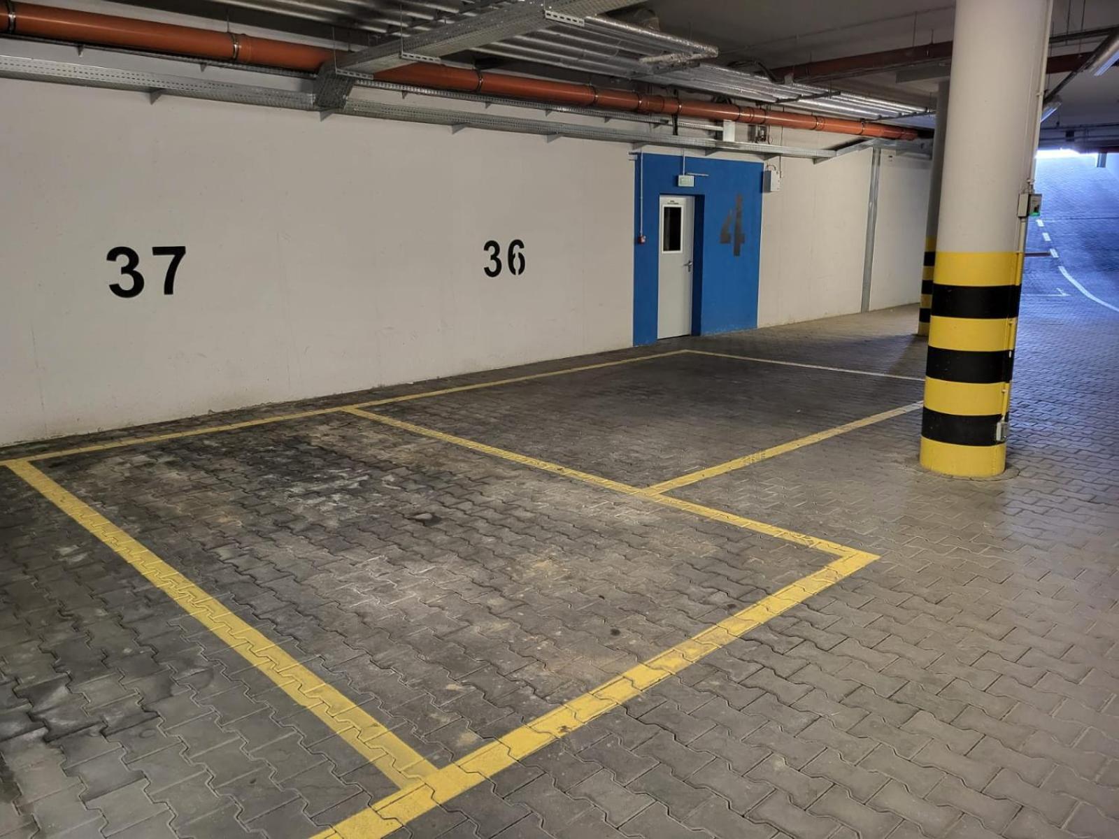 Apartament Em Klimatyzacja&Parking Apartment
