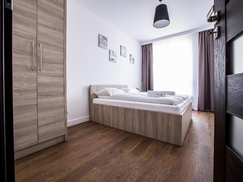 Apartament Em Klimatyzacja&Parking *